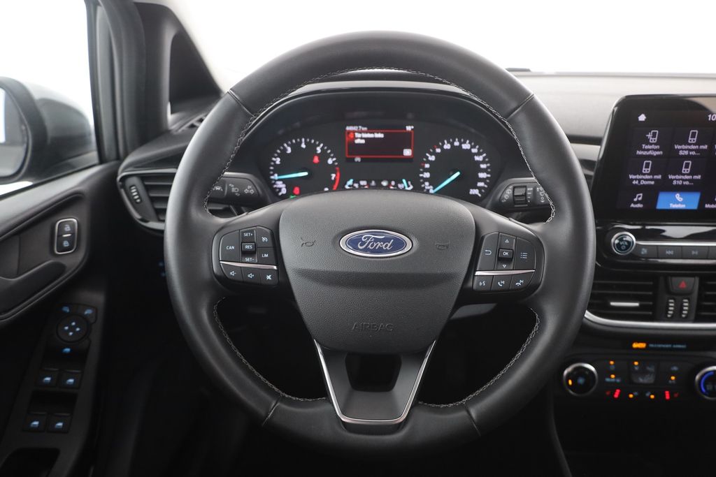 Ford Fiesta 2022 г. Серый, пробег 44841 км