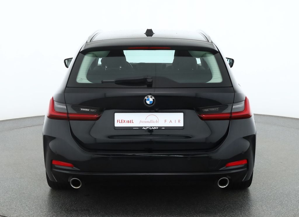 BMW 318 2023 г. Чёрный, пробег 59987 км