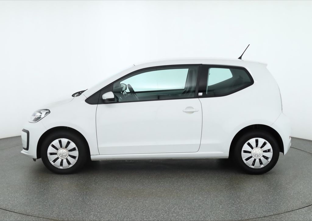 Volkswagen up! 2022 г. Белый, пробег 44229 км