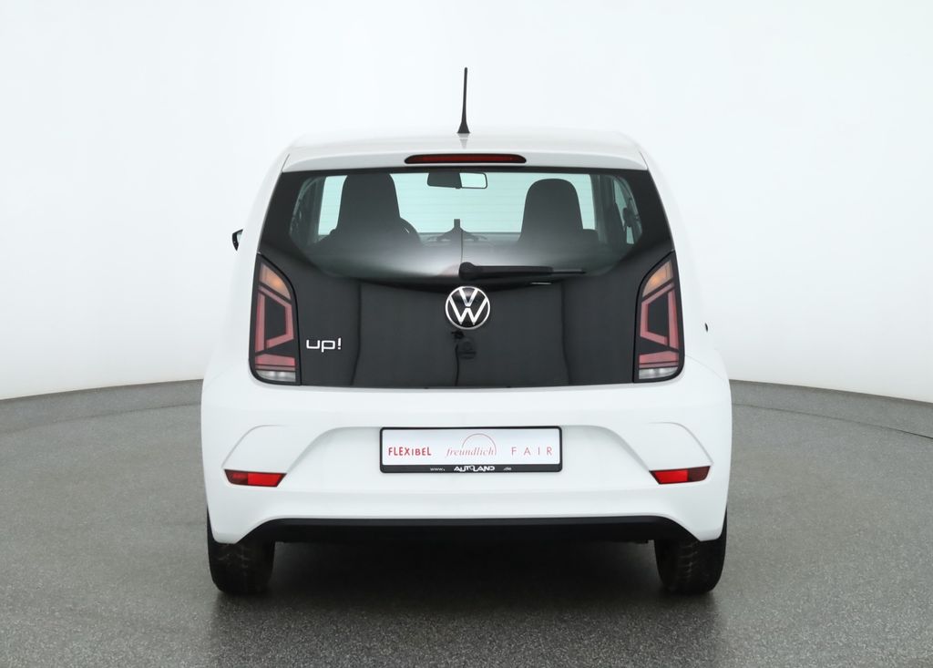 Volkswagen up! 2022 г. Белый, пробег 44229 км