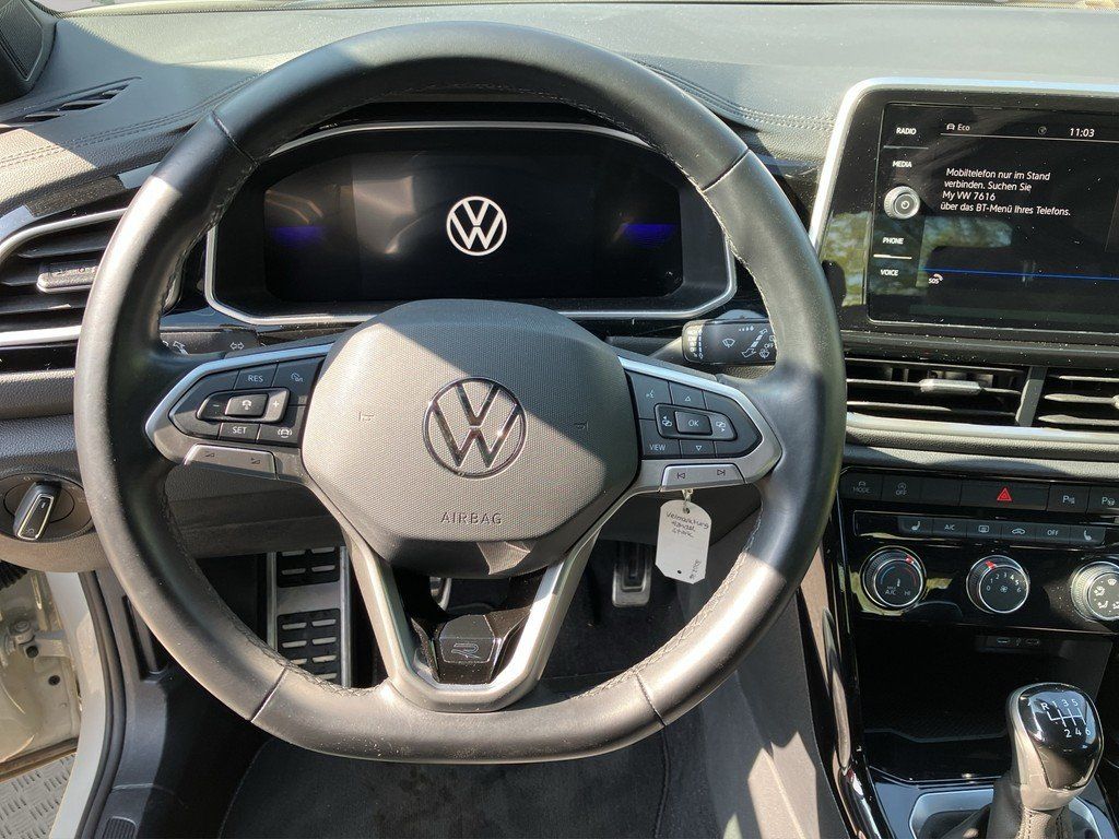 Volkswagen T-Roc 2024 г. Серый, пробег 32300 км