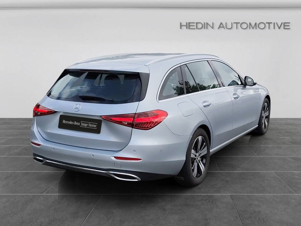 Mercedes-Benz C 220 2024 г. Серебристый, пробег 52212 км