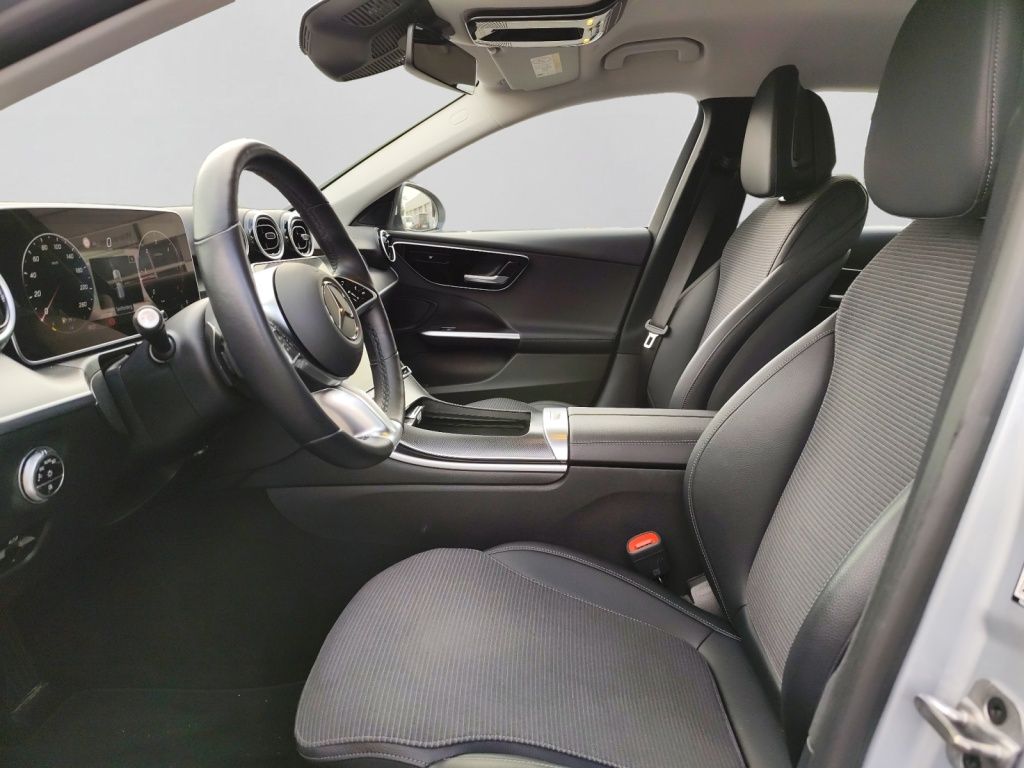 Mercedes-Benz C 220 2024 г. Серебристый, пробег 52212 км