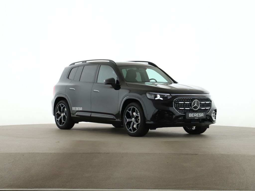 Mercedes-Benz GLB 220 2026 г. Чёрный, пробег 9900 км