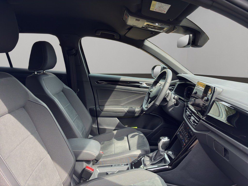 Volkswagen T-Roc 2022 г. Чёрный, пробег 42800 км