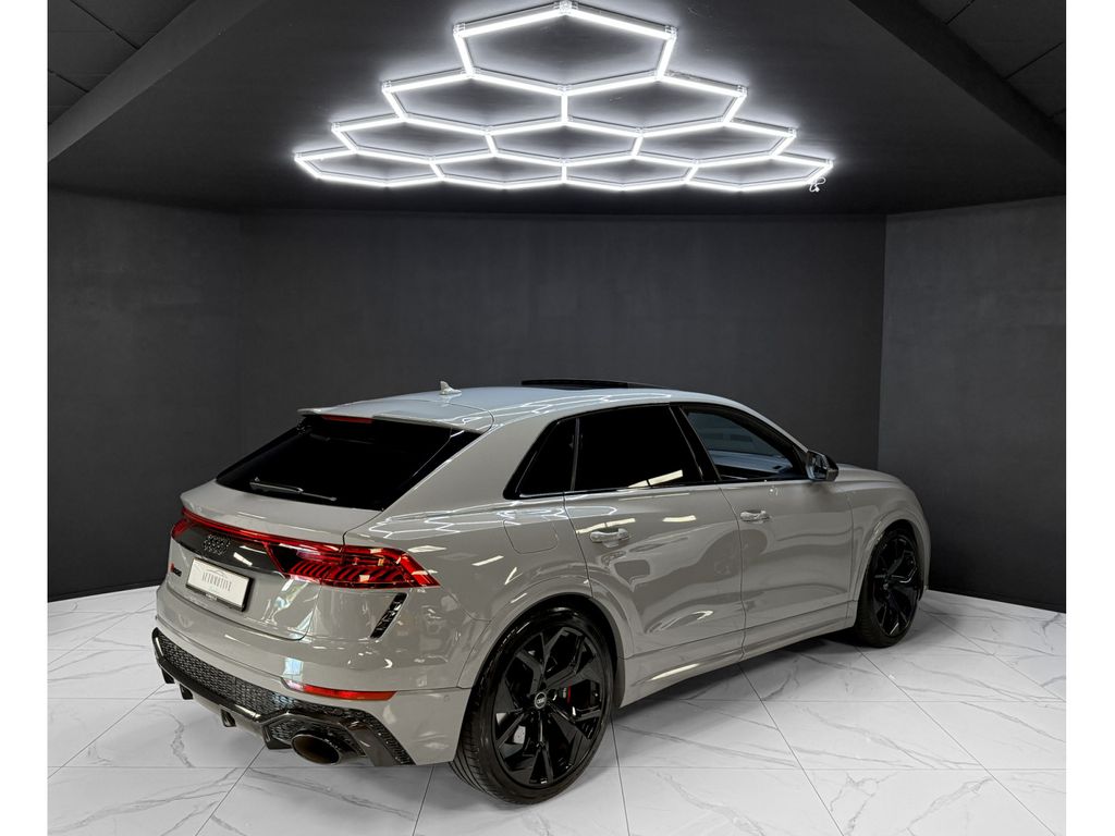 Audi RSQ8 2022 г. Серый, пробег 58111 км
