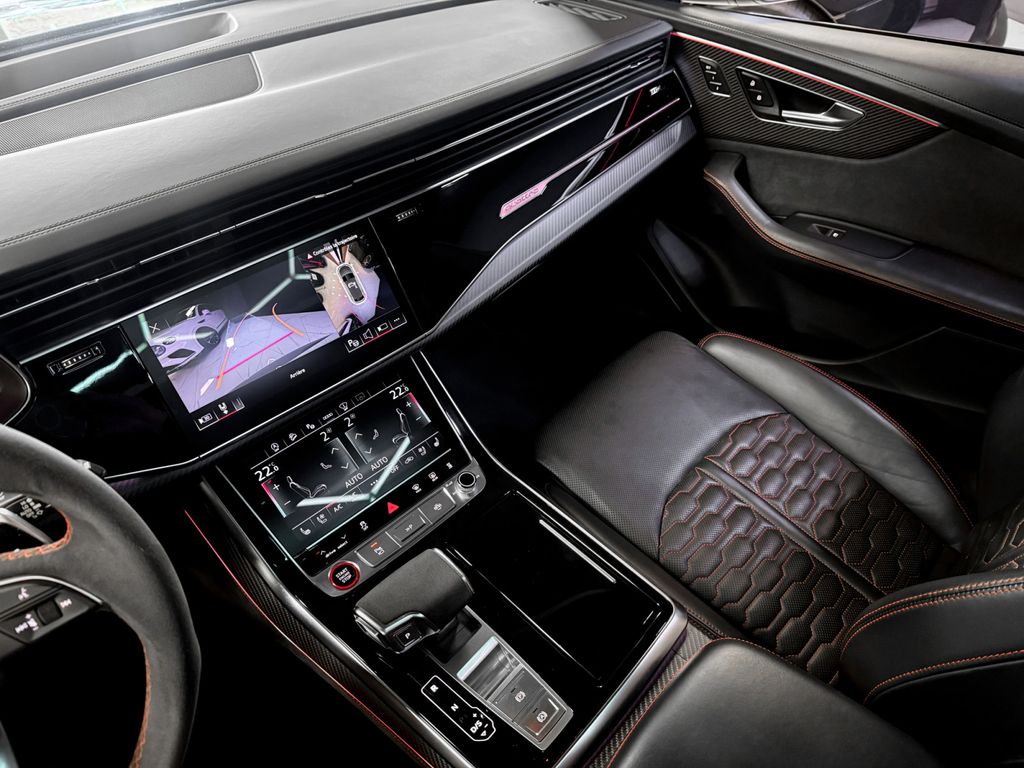 Audi RSQ8 2022 г. Серый, пробег 58111 км