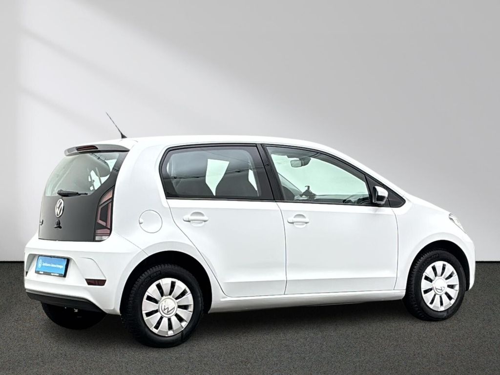 Volkswagen up! 2023 г. Белый, пробег 39324 км