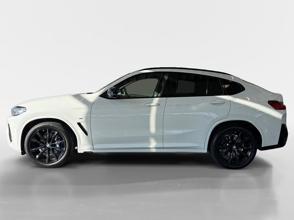 BMW X4 M40 2024 г. Белый, пробег 50400 км