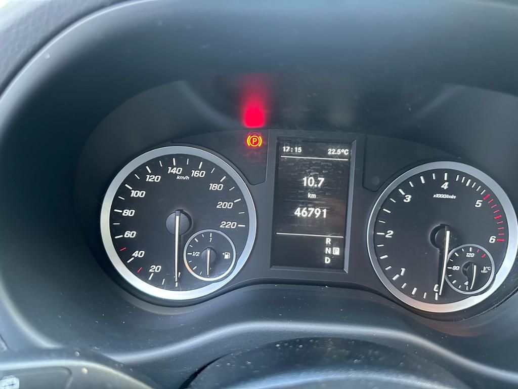 Mercedes-Benz Vito 2022 г. Синий, пробег 46900 км