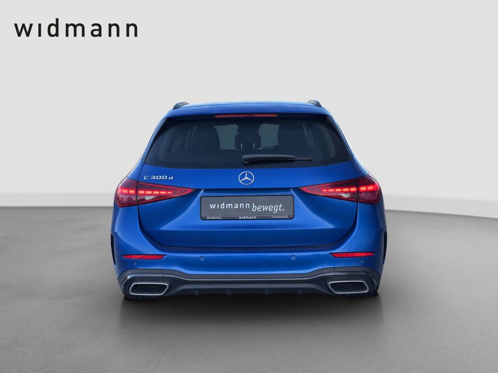 Mercedes-Benz C 300 2022 г. Синий, пробег 49008 км