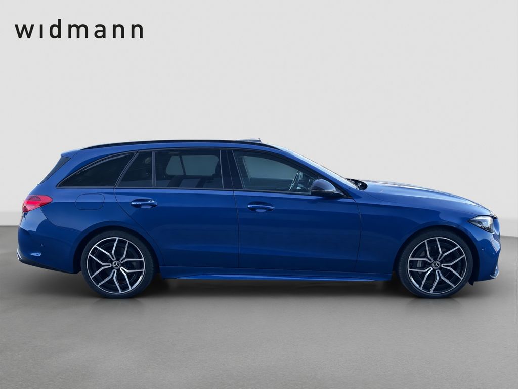 Mercedes-Benz C 300 2022 г. Синий, пробег 49008 км