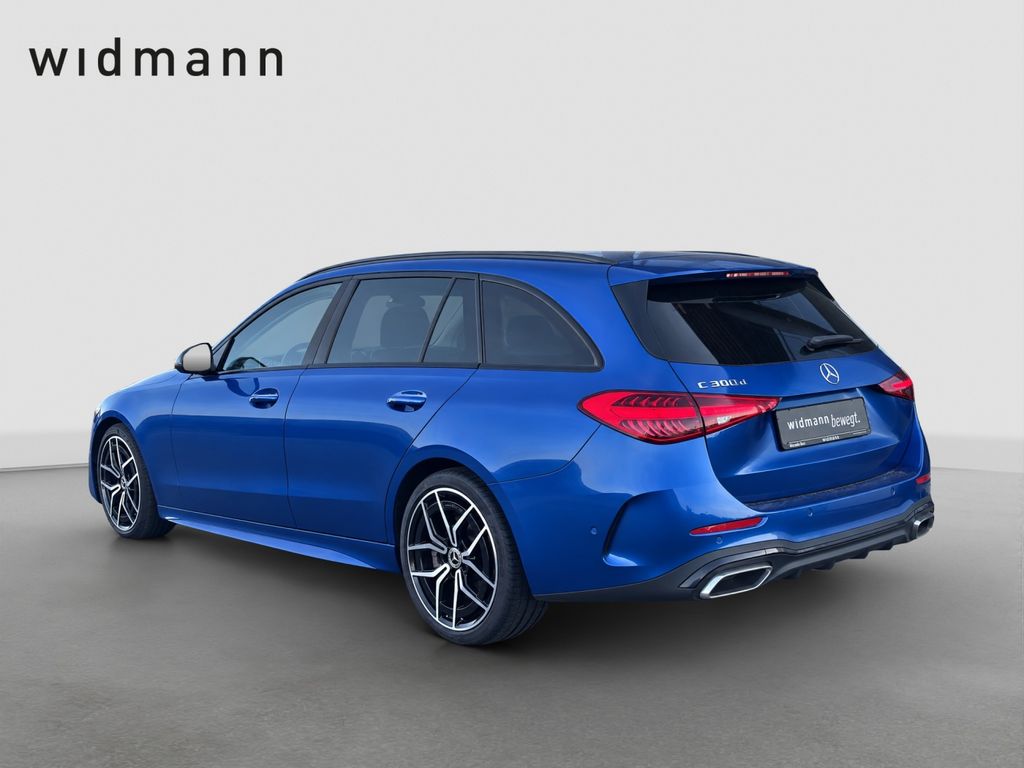 Mercedes-Benz C 300 2022 г. Синий, пробег 49008 км