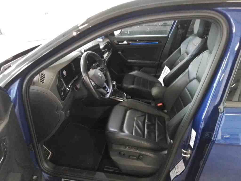 Volkswagen T-Roc 2025 г. Синий, пробег 41200 км