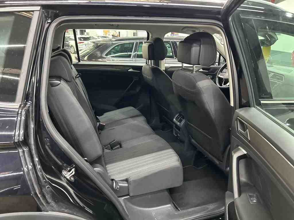 Volkswagen TIGUAN ALLSPACE 2025 г. Чёрный, пробег 35300 км