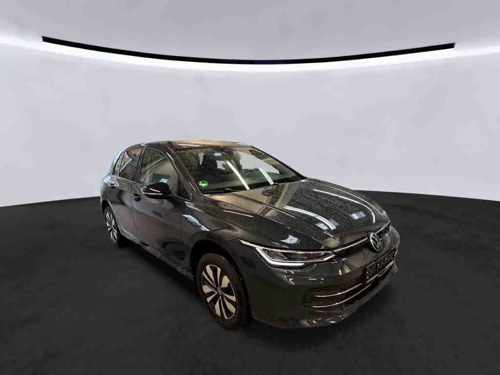 Volkswagen Golf 2024 г. Серый, пробег 29800 км