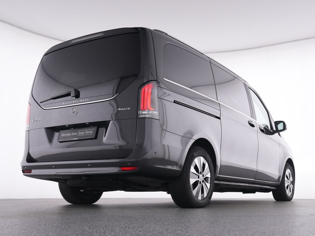 Mercedes-Benz V 250 2025 г. Серый, пробег 31391 км
