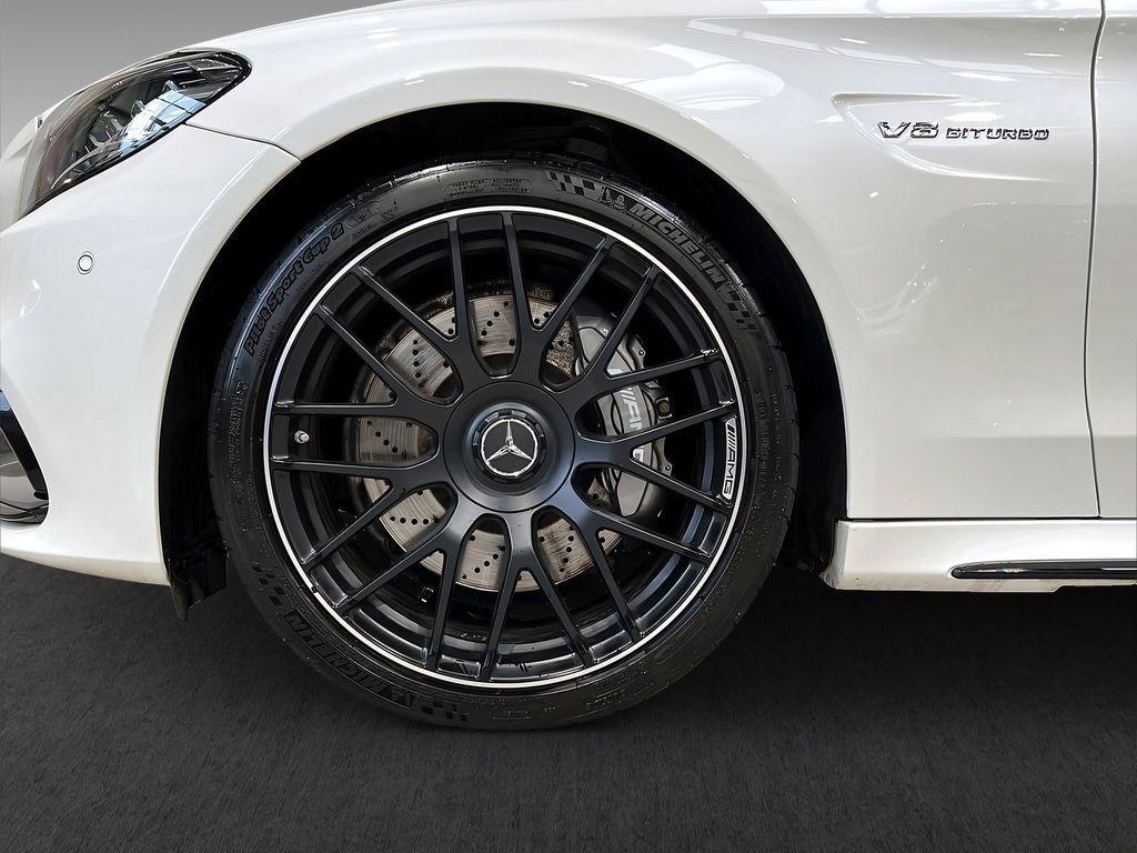Mercedes-Benz C 63 AMG 2022 г. Белый, пробег 28932 км