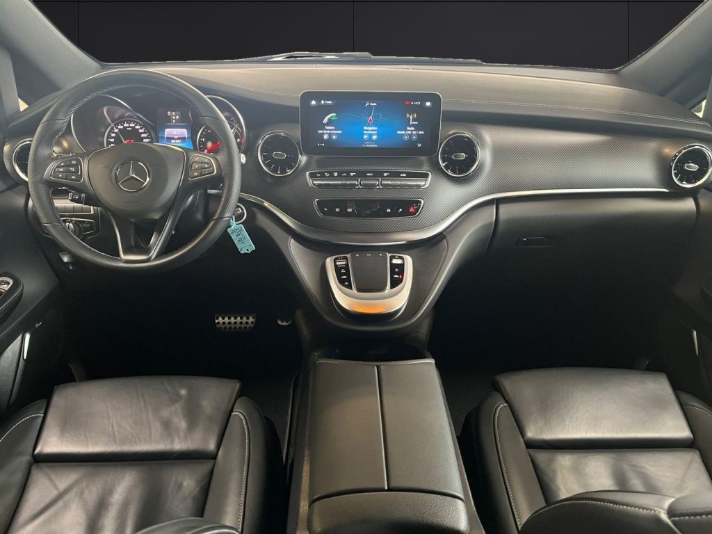 Mercedes-Benz V 300 2023 г. Серый, пробег 50140 км