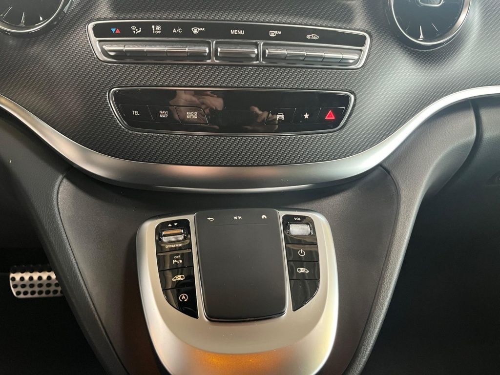 Mercedes-Benz V 300 2023 г. Серый, пробег 50140 км
