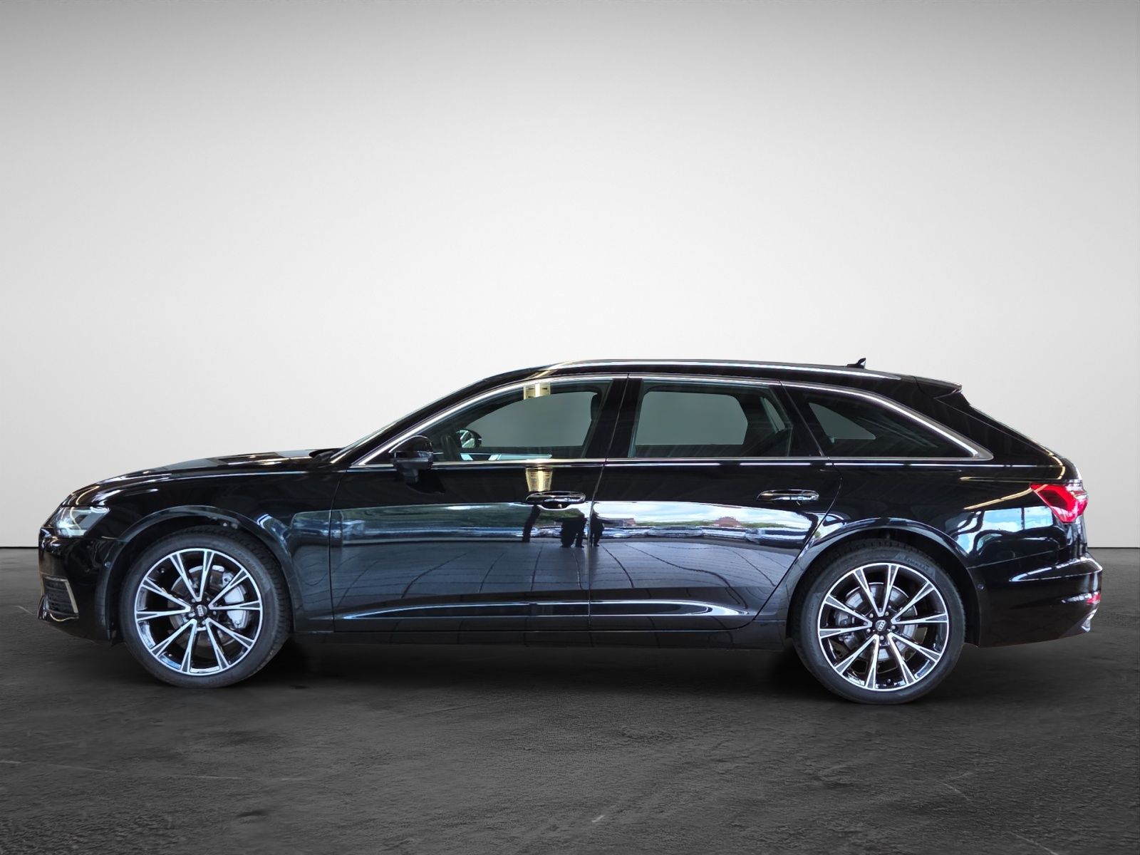 Audi A6 2023 г. Чёрный, пробег 45504 км