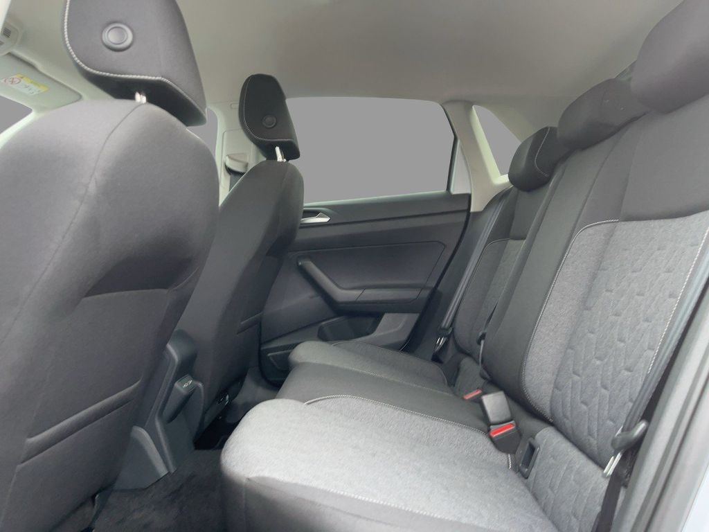 Volkswagen Polo 2024 г. Серебристый, пробег 19846 км
