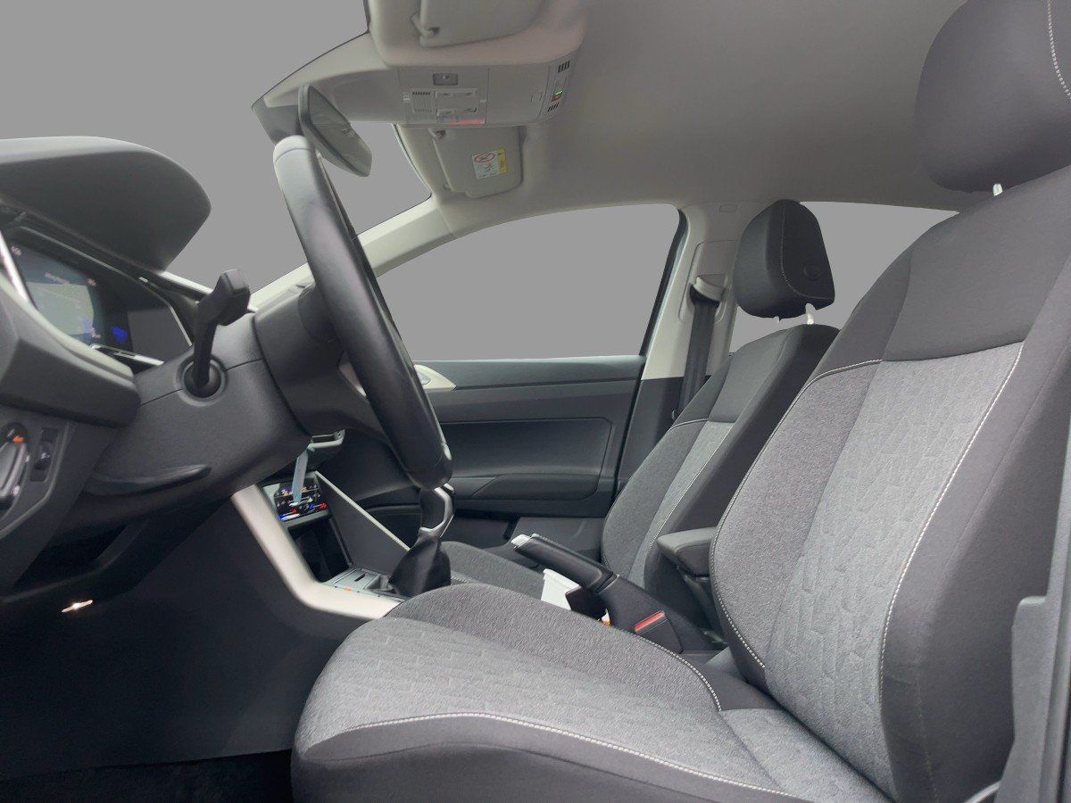 Volkswagen Polo 2024 г. Серый, пробег 24095 км