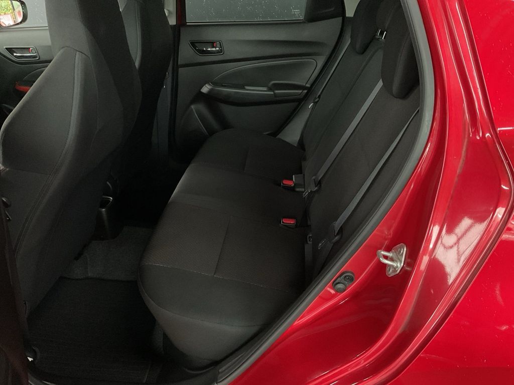 Suzuki Swift 2022 г. Красный, пробег 37386 км