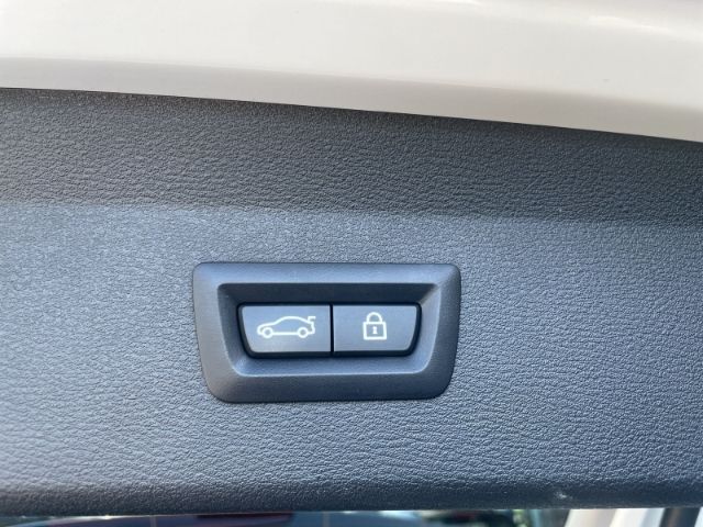 BMW X1 2021 г. Белый, пробег 20496 км