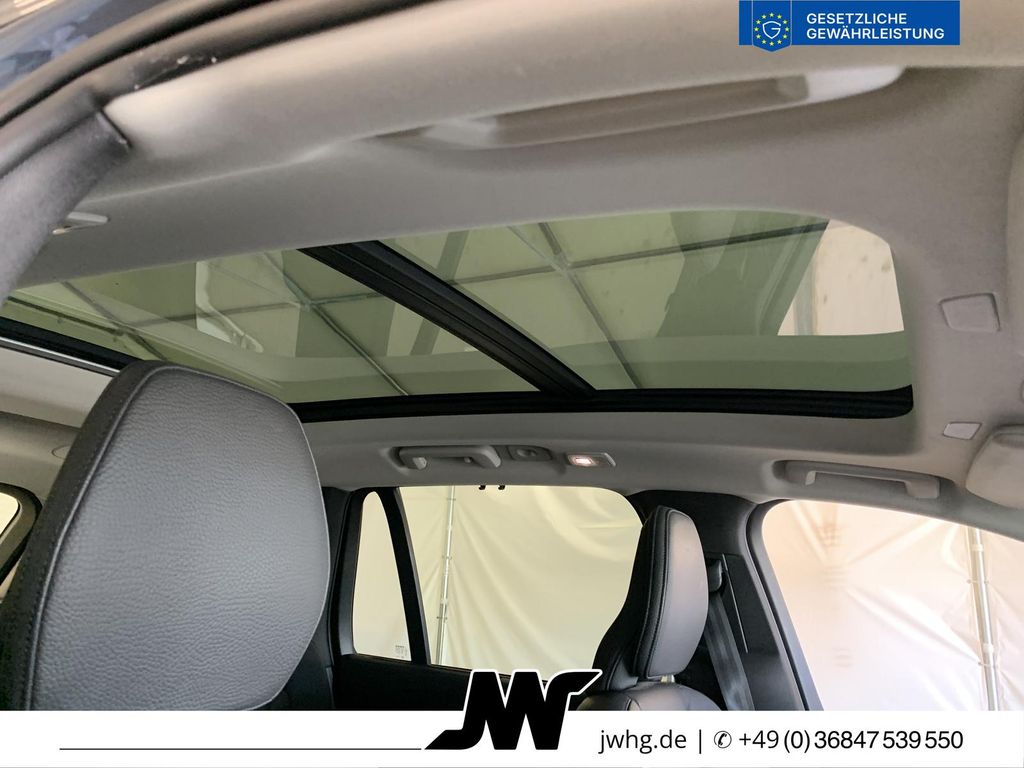 Volvo XC90 2024 г. Синий, пробег 49859 км