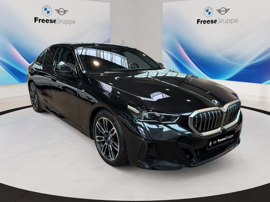 BMW 520 2024 г. Чёрный, пробег 23560 км
