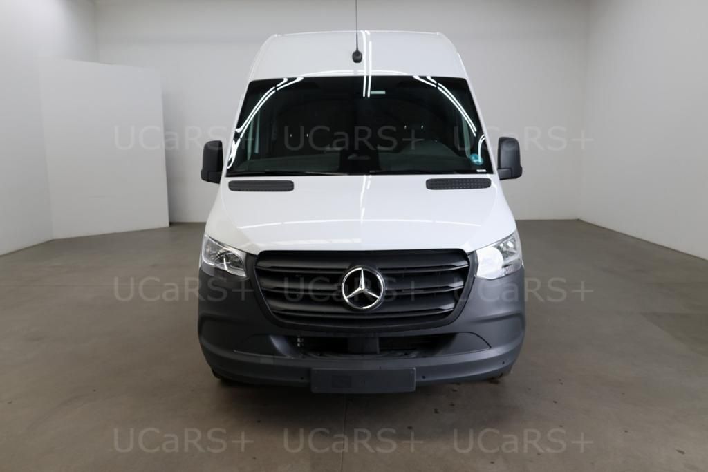 Mercedes-Benz SPRINTER 2025 г. Белый, пробег 39000 км