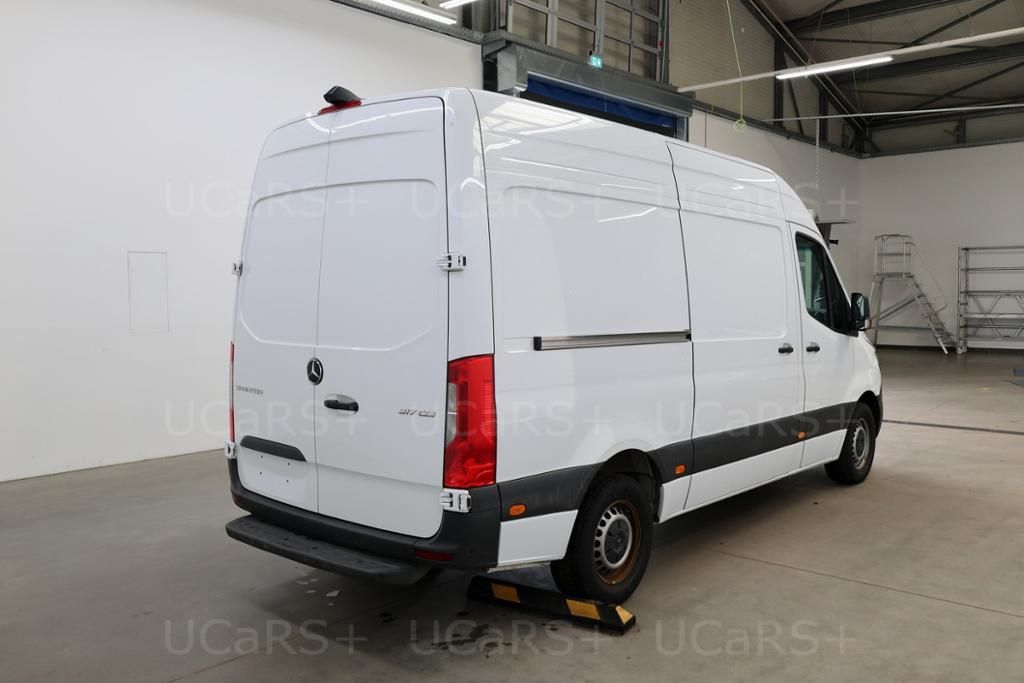 Mercedes-Benz SPRINTER 2025 г. Белый, пробег 39000 км