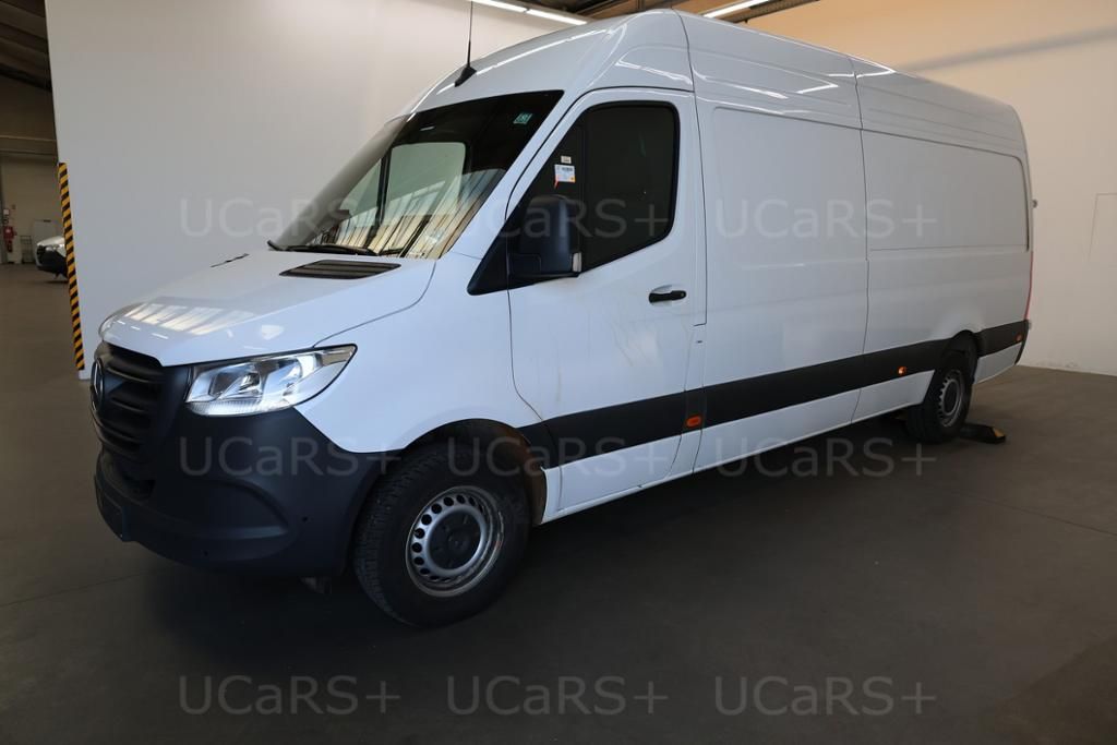Mercedes-Benz SPRINTER 2025 г. Белый, пробег 48750 км