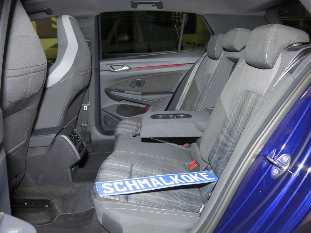 Volkswagen Golf 2023 г. Синий, пробег 51700 км