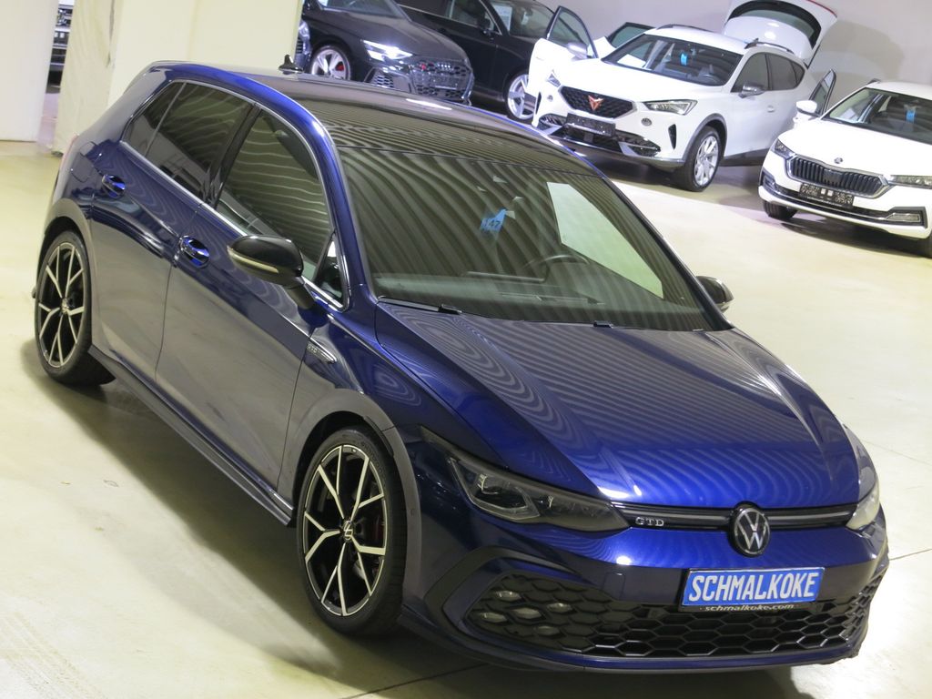 Volkswagen Golf 2023 г. Синий, пробег 51700 км