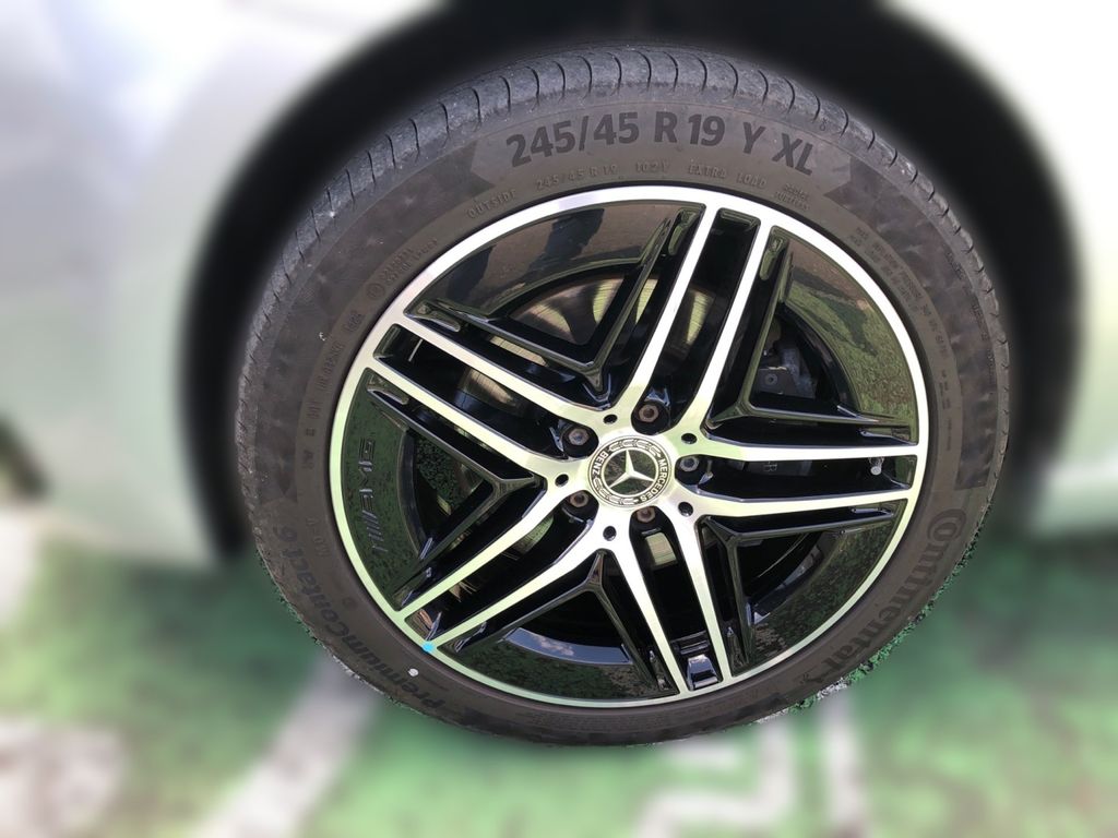 Mercedes-Benz V 220 2025 г. Серебристый, пробег 25726 км