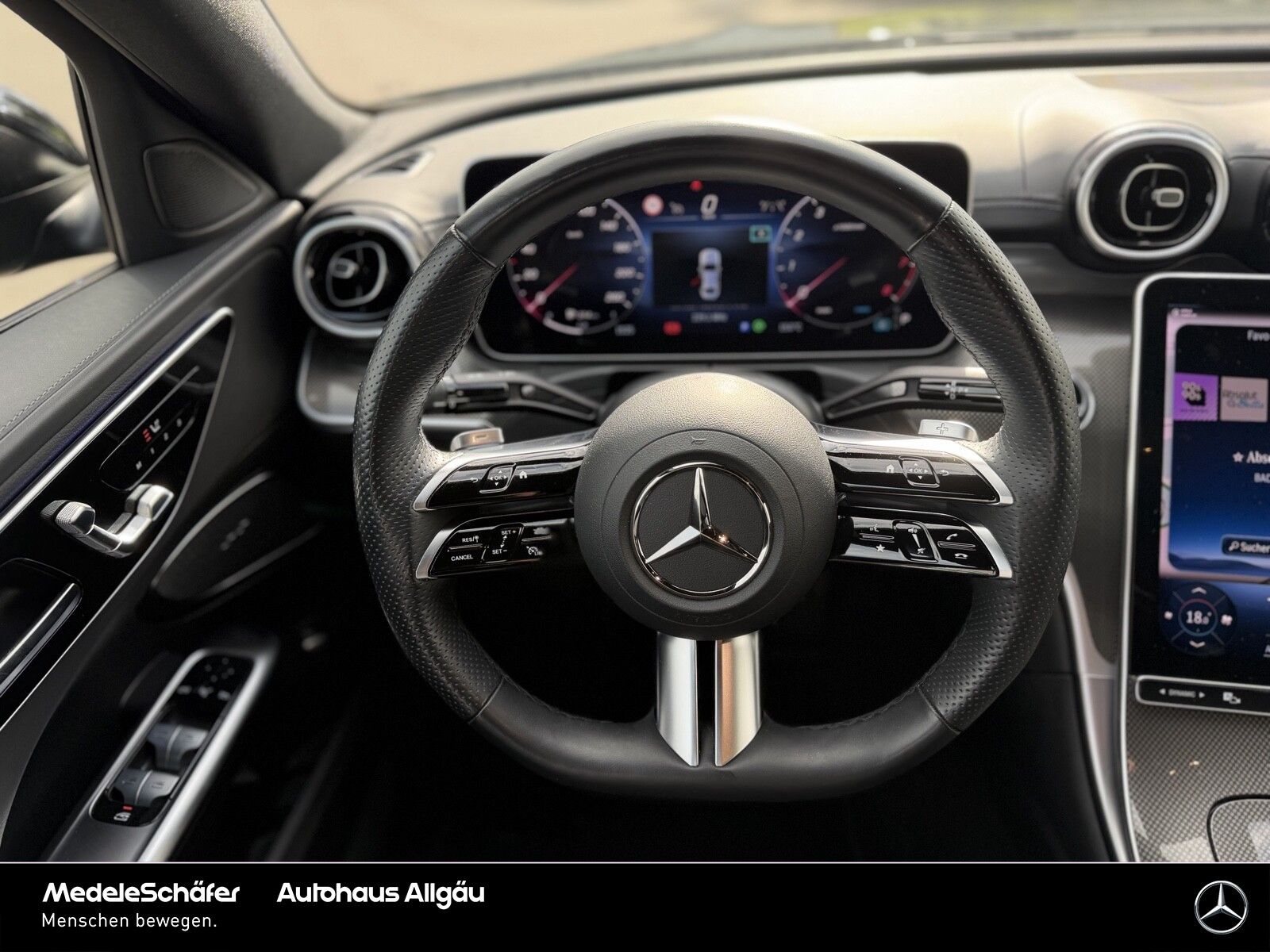 Mercedes-Benz C 180 2024 г. Чёрный, пробег 42350 км