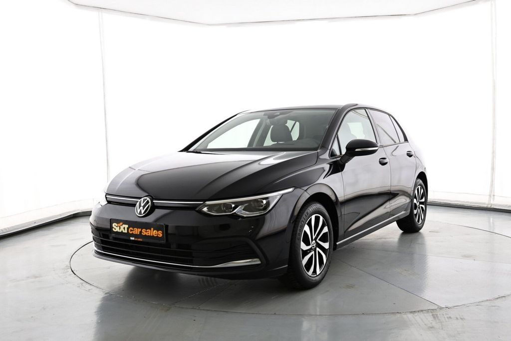 Volkswagen Golf 2023 г. Чёрный, пробег 32856 км