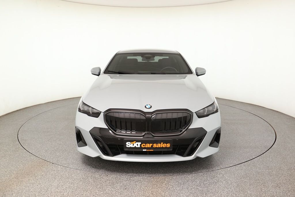 BMW 520 2025 г. Серый, пробег 48252 км