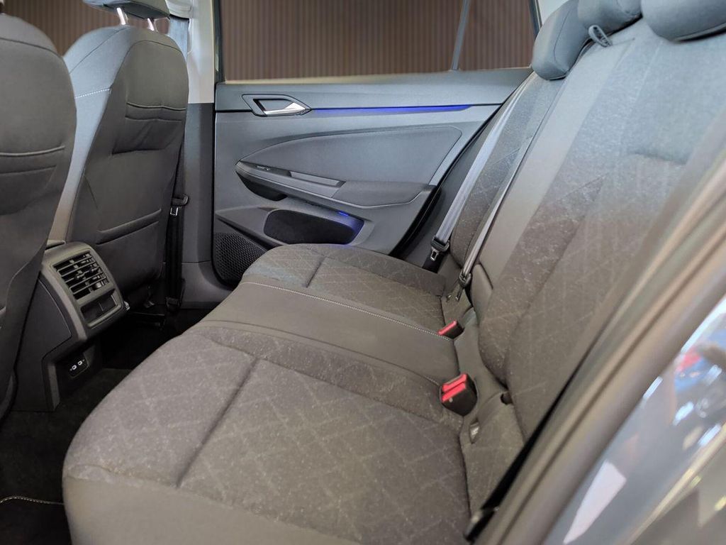 Volkswagen Golf 2022 г. Серый, пробег 26187 км