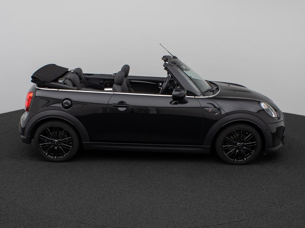 Mini COOPER S CABRIO 2023 г. Чёрный, пробег 25428 км