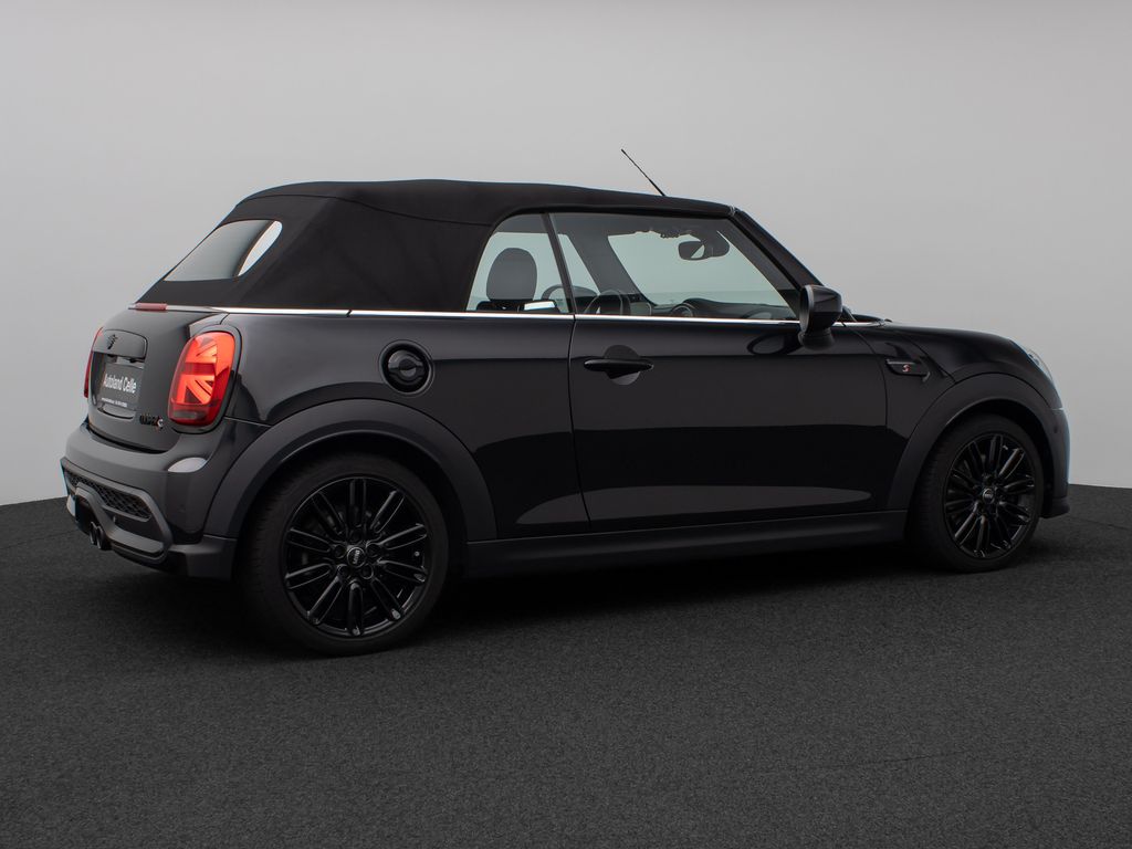 Mini COOPER S CABRIO 2023 г. Чёрный, пробег 25428 км