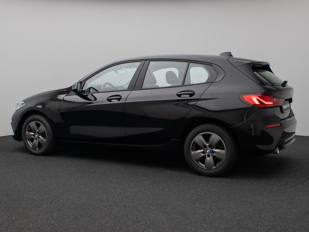 BMW 118 2023 г. Чёрный, пробег 58396 км