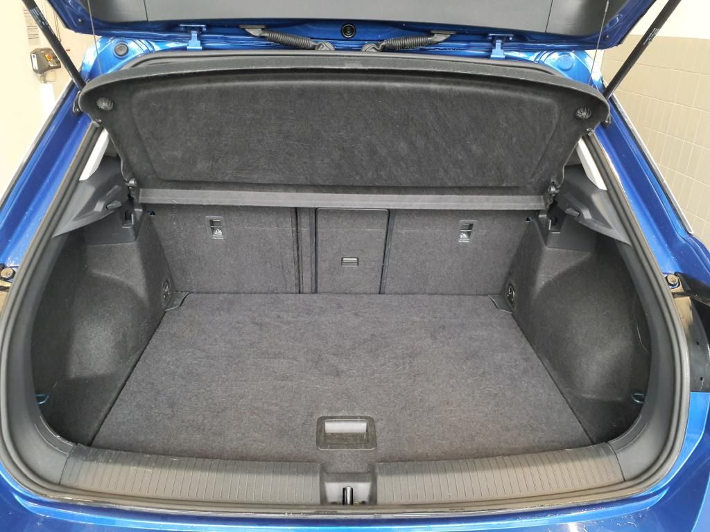 Volkswagen T-Roc 2024 г. Синий, пробег 56580 км