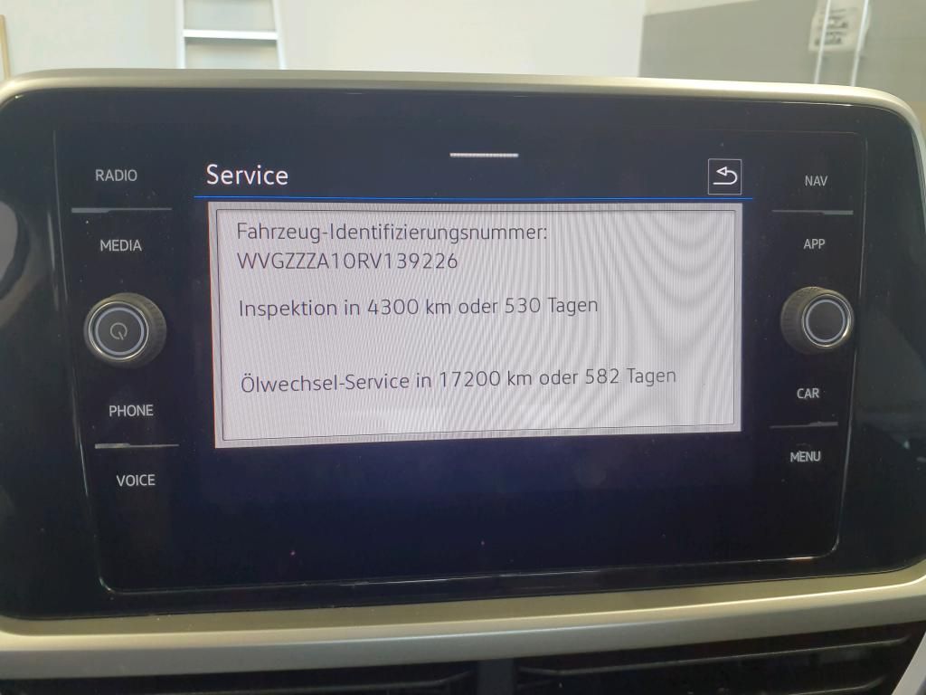 Volkswagen T-Roc 2024 г. Синий, пробег 56580 км
