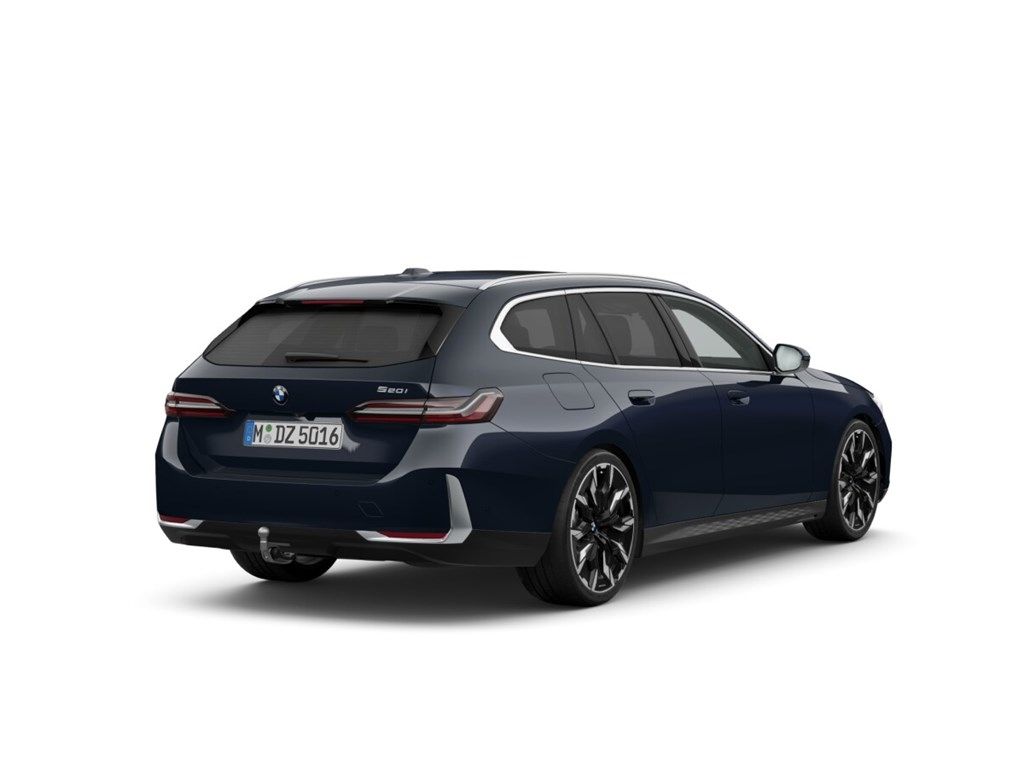 BMW 520 2026 г. Чёрный, пробег 6732 км