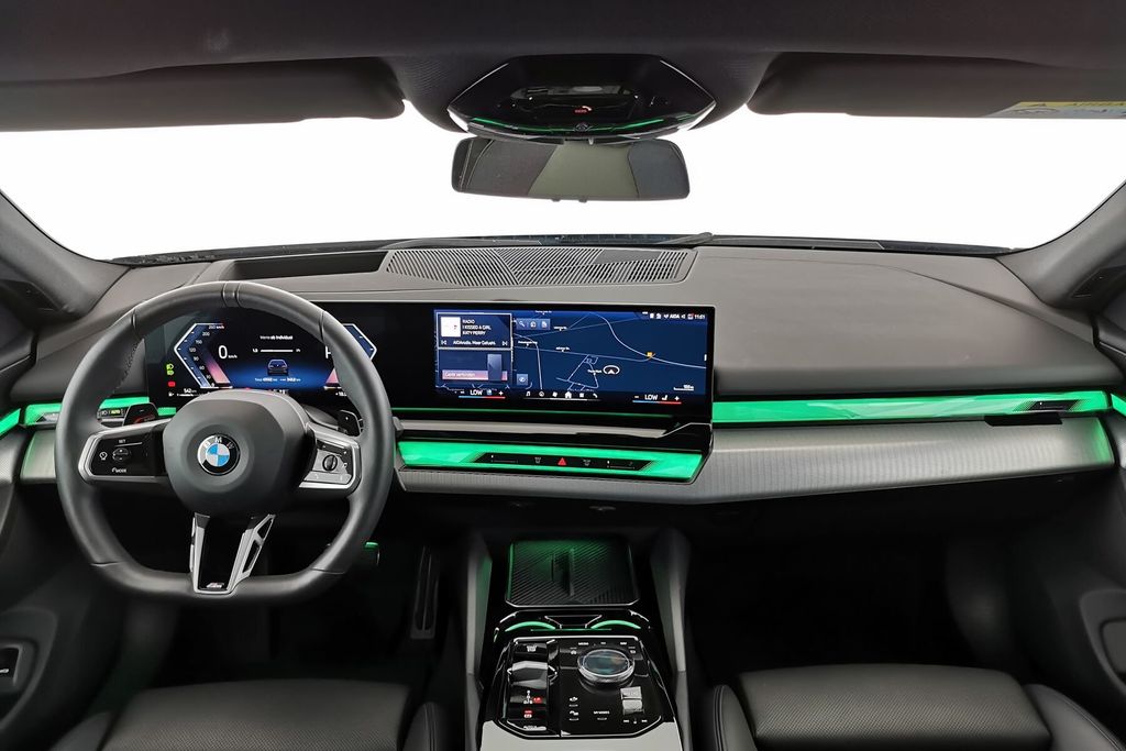 BMW 520 2025 г. Серый, пробег 49500 км