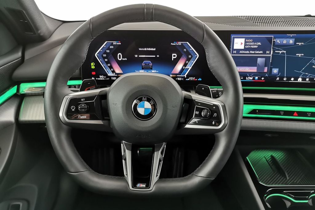 BMW 520 2025 г. Серый, пробег 49500 км