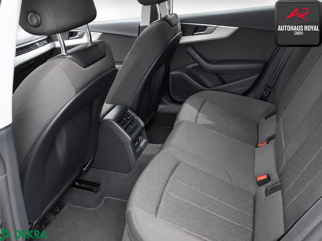 Audi A5 2022 г. Серебристый, пробег 43996 км
